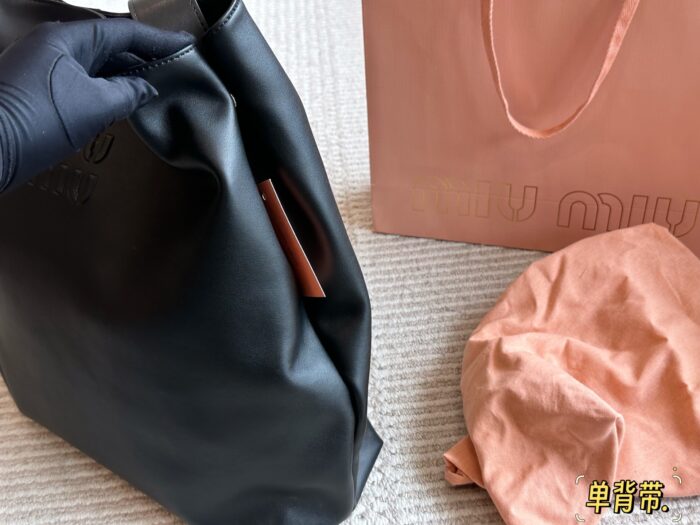 Miu Miu Tote Latest Runway Design Cowhide Leather Effortlessly Chic - Image 3