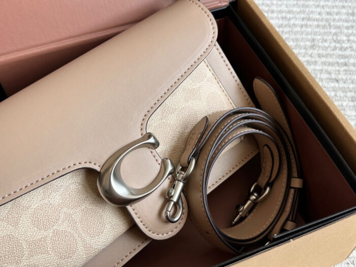 Coach Tabby Replica Cowhide Handbag/Crossbody Bag New Colourway Heavy-Duty Hardware Dual Carry Options Includes Pearl Chain Generous Capacity - Image 2