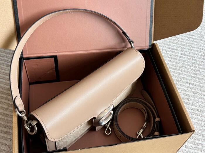 Coach Tabby Replica Cowhide Handbag/Crossbody Bag New Colourway Heavy-Duty Hardware Dual Carry Options Includes Pearl Chain Generous Capacity - Image 3