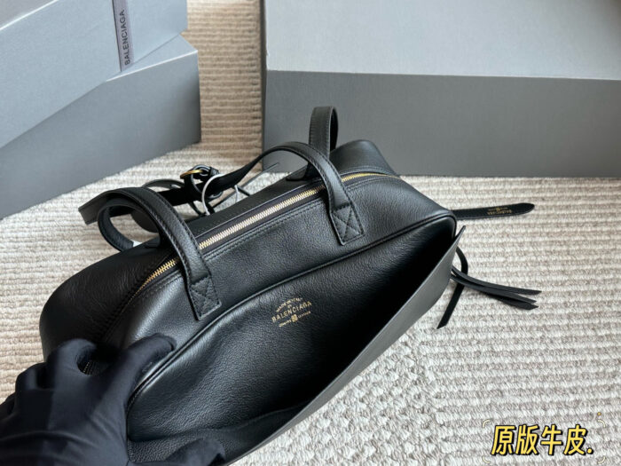 Balenciaga Bowling Series Calfskin Double-Handle Curved Shoulder Bag - Image 8