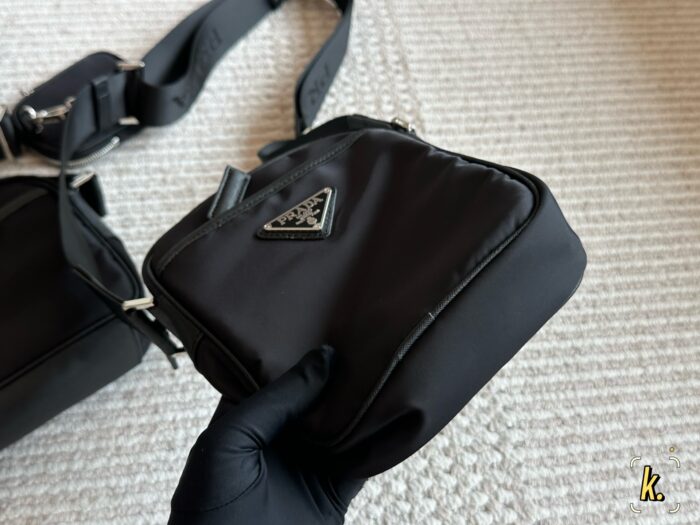 Prada New Camera Bag Minimalist Texture Large Capacity, Portable Imported Nylon, Wear-Resistant - Image 7