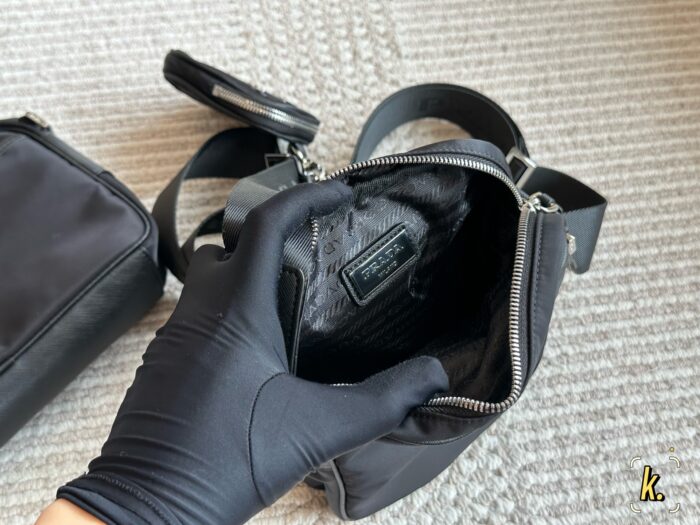 Prada New Camera Bag Minimalist Texture Large Capacity, Portable Imported Nylon, Wear-Resistant - Image 9