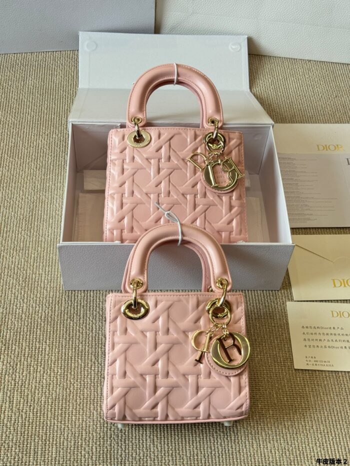 Dior Lady Lambskin Handbag Exquisite Lady-Like Style Stunning Hardware Adjustable Shoulder Strap - Image 11