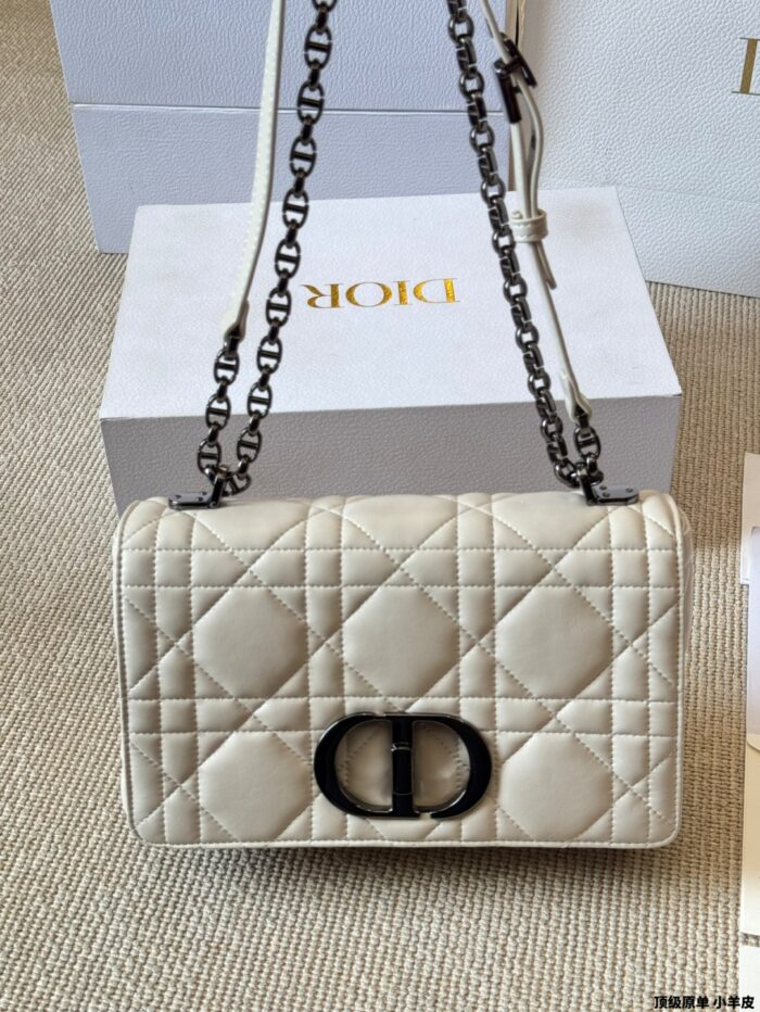 Dior Caro Chain Series Lambskin Quilted Chain Bag Multiple Carrying Options | Generous Capacity - Image 5