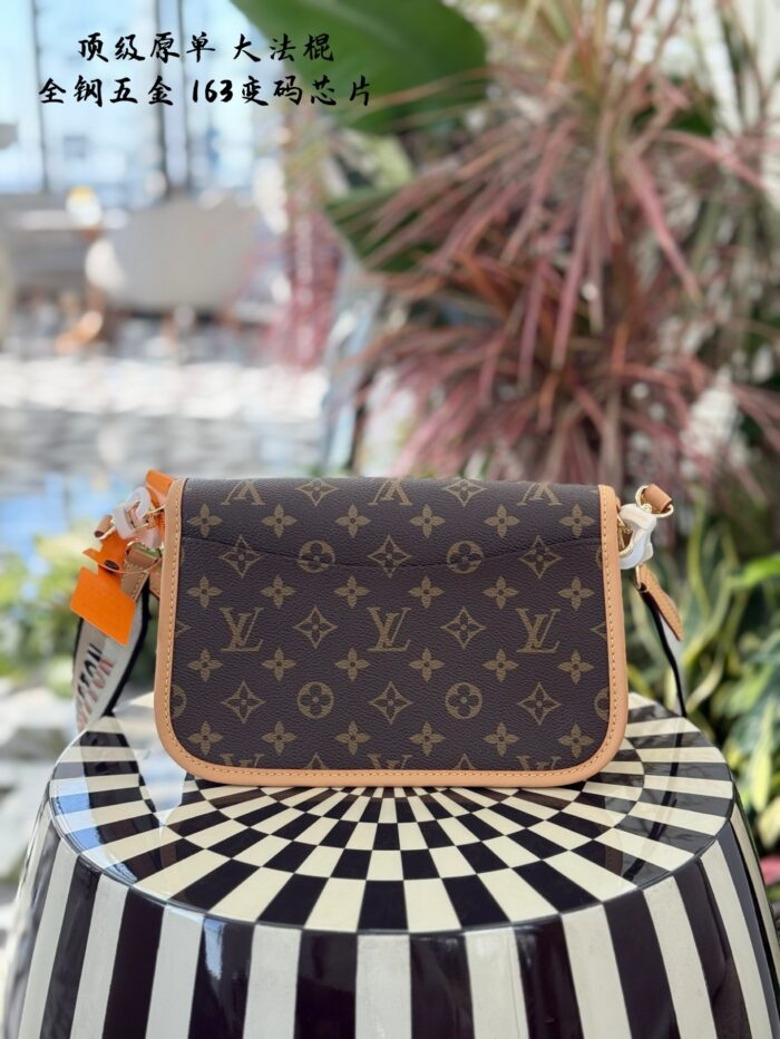 Louis Vuitton Diane Monogram Bag Runway Style Shoulder Crossbody Underarm Bag Floral Embroidered Shoulder Strap Full Steel Hardware Removable Shoulder Strap Complete Packaging - Image 3