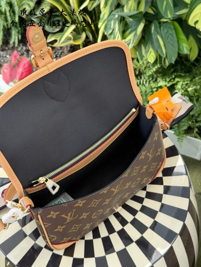 Louis Vuitton Diane Monogram Bag Runway Style Shoulder Crossbody Underarm Bag Floral Embroidered Shoulder Strap Full Steel Hardware Removable Shoulder Strap Complete Packaging - Image 7