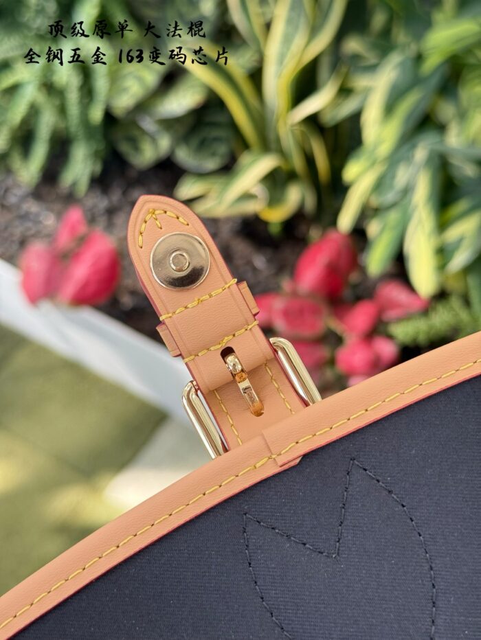Louis Vuitton Diane Monogram Bag Runway Style Shoulder Crossbody Underarm Bag Floral Embroidered Shoulder Strap Full Steel Hardware Removable Shoulder Strap Complete Packaging - Image 8