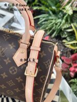 Louis Vuitton Speedy 25 Classic Monogram Adjustable Strap Practical Handbag/Shoulder Bag - Image 2