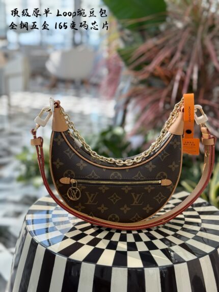 Louis Vuitton Loop Moon Bag Vintage J-Pattern Adjustable Strap Multi-Wear Large Capacity Versatile