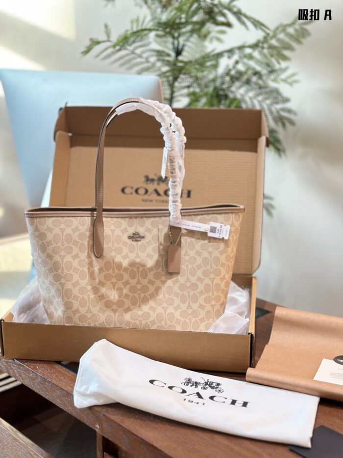 Coach City Tote Bag - Magnetic Clasp Upgrade Lightweight, Spacious, Minimalist Yet Distinctive, Superb Texture - Image 2