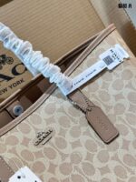 Coach City Tote Bag - Magnetic Clasp Upgrade Lightweight, Spacious, Minimalist Yet Distinctive, Superb Texture - Image 9