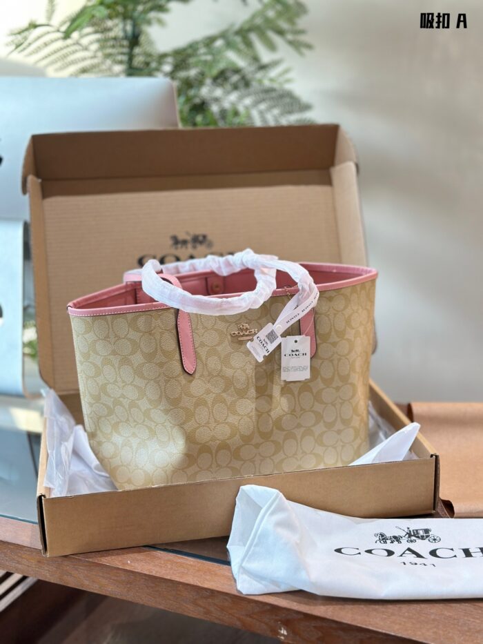 Coach City Tote Bag - Magnetic Clasp Upgrade Lightweight, Spacious, Minimalist Yet Distinctive, Superb Texture - Image 15