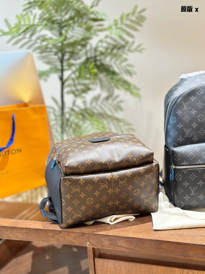 Louis Vuitton New Classic Backpack Letter Design Large Capacity Lightweight - Image 7