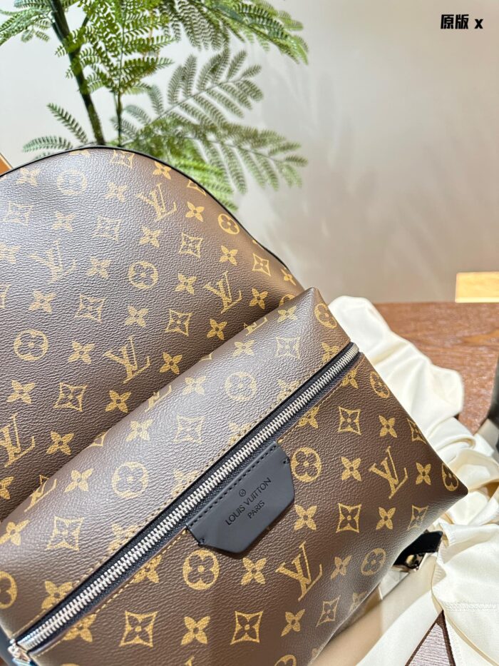 Louis Vuitton New Classic Backpack Letter Design Large Capacity Lightweight - Image 9