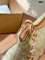 Coach Laurel Series Latte-Coloured Shoulder Bag Spacious Yet Lightweight Includes Accessories Packaged In Aeroplane-Shaped Box - Image 8
