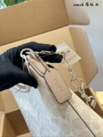 Coach Wanderlust Bag | Soft Colour Palette | Effortless Vibe | Autumn/Winter Ootd - Image 3