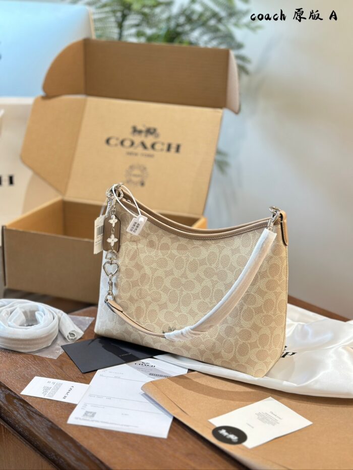 Coach Wanderlust Bag | Soft Colour Palette | Effortless Vibe | Autumn/Winter Ootd - Image 8