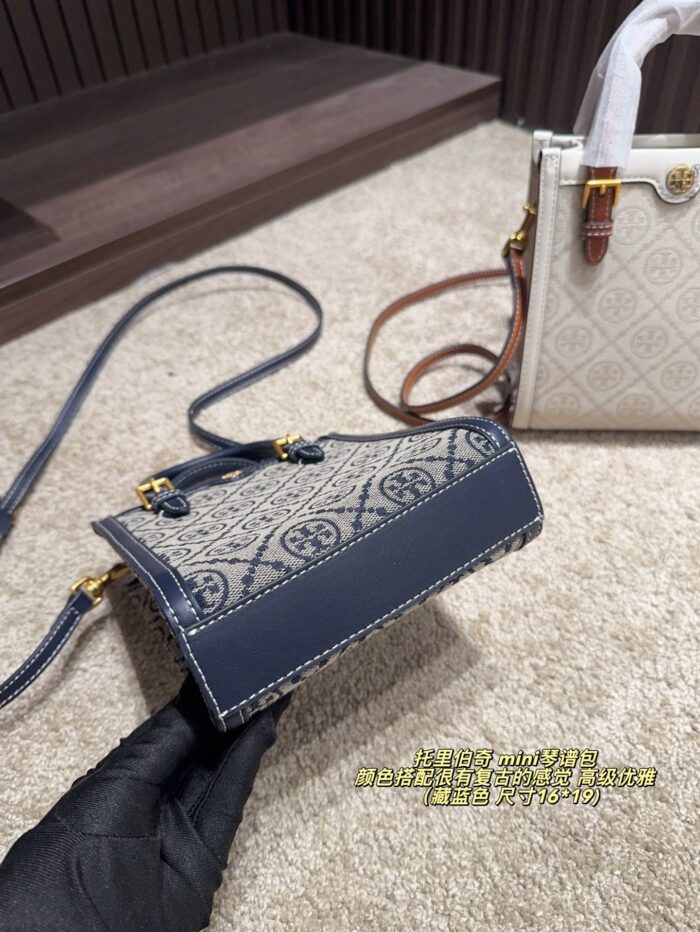 Tory Burch Mini Music Score Bag Retro Elegance Versatile For Commuting, Leisure, And Dates - Image 6