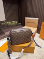 Louis Vuitton Messenger Crossbody Bag Trendy, Refined, And Professional - Image 3