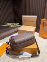 Louis Vuitton Messenger Crossbody Bag Trendy, Refined, And Professional - Image 7