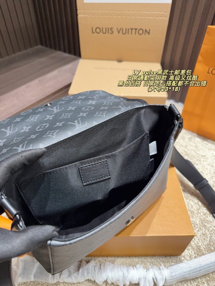 Louis Vuitton Pulse Black Knight Messenger Bag Magnetic Closure Commuter-Friendly Adjustable Shoulder Strap - Image 8