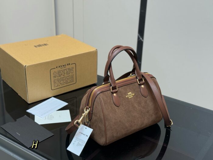 Coach Boston Pillow Bag Classic Entry-Level Luxury With Exceptional Value - Image 5