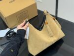 Coach Laurel Hobo Bag Dual-Strap Versatility Zipped Side Pocket - Image 2