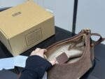 Coach Laurel Series Hobo Bag Dual Shoulder Straps For Versatile Carrying Built-In Zipped Side Pocket - Image 4