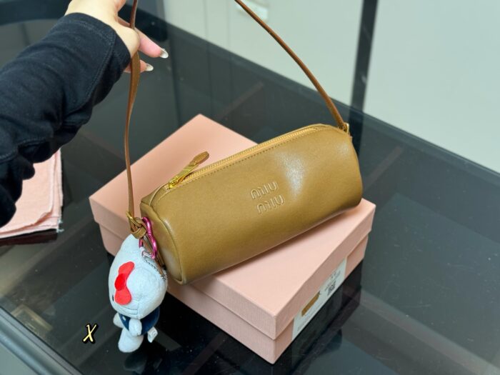 Miu Miu Suede Pencil Case Silky-Soft Texture Colours Straight From A K-Drama Heroine'S Wardrobe - Image 2