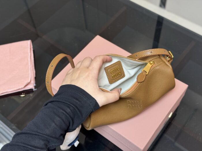 Miu Miu Suede Pencil Case Silky-Soft Texture Colours Straight From A K-Drama Heroine'S Wardrobe - Image 4