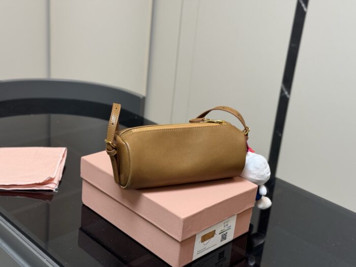 Miu Miu Suede Pencil Case Silky-Soft Texture Colours Straight From A K-Drama Heroine'S Wardrobe - Image 7