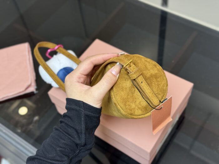 Miu Miu Suede Pencil Case Bag Soft And Supple Texture Korean Drama Heroine Style - Image 6
