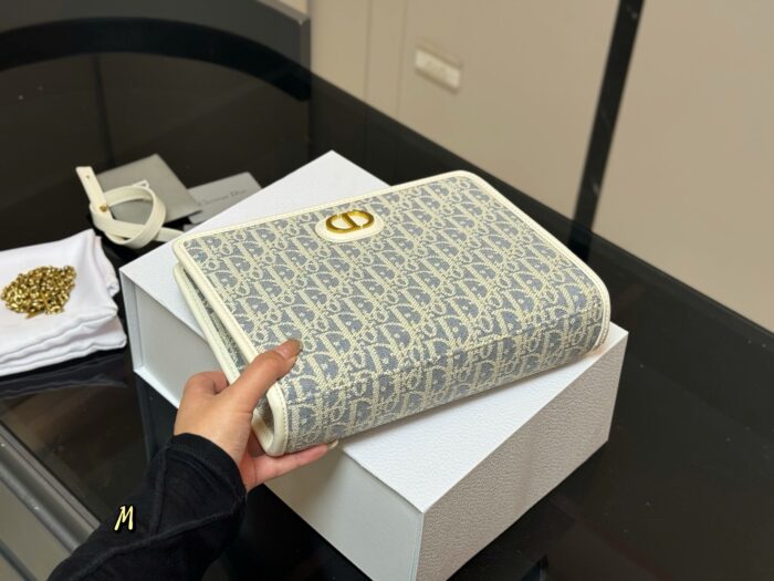 Dior Clutch Bag Classic Monogram Cd Clasp Chain Shoulder Strap Casual Elegance - Image 1