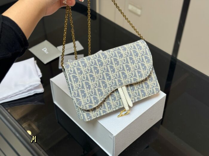 Dior Vintage Monogram Chain Bag Woc - Retro And Exquisite, Can Be Carried As A Clutch Or Crossbody - Image 3