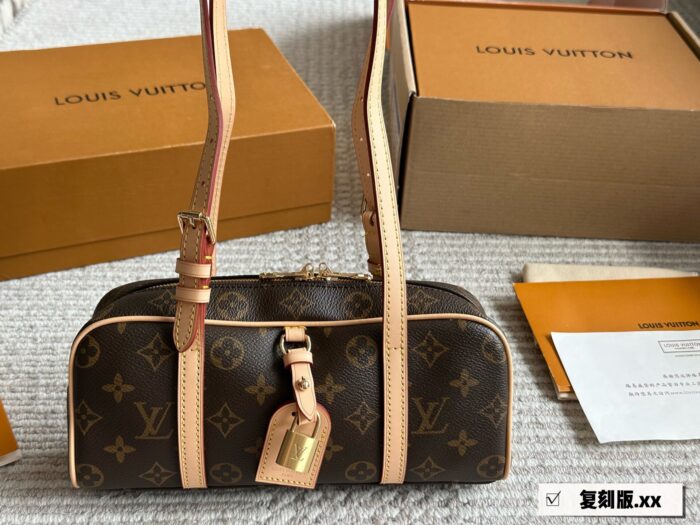 Louis Vuitton Hangon Bowling Bag Monogram Large Capacity - Image 9