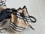 Burberry Women'S Check Bucket Bag Genuine Leather And Canvas Ultra-Lightweight And Practical Exquisite Craftsmanship - Image 3