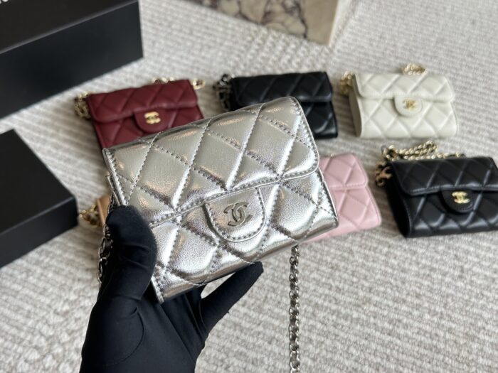 Chanel Classic Short Lambskin Full-Leather Wallet - Image 3
