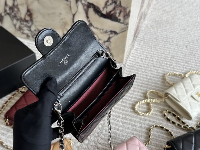 Chanel Classic Short Lambskin Full-Leather Quilted Wallet - Image 8