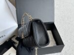 Chanel 23 Kelly Caviar Calfskin Phone Pouch - Handheld Or Crossbody - Image 5