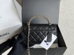 Chanel 23 Kelly Caviar Calfskin Phone Pouch - Handheld Or Crossbody - Image 7