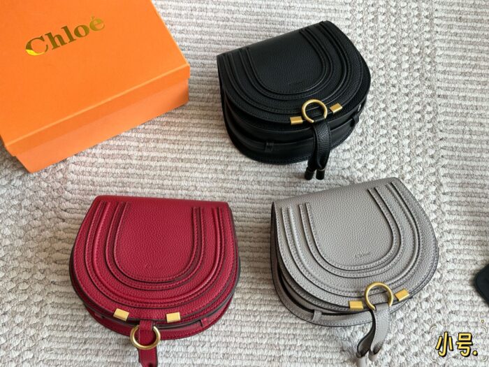 Chloé Marcie Classic Saddle Silhouette Full-Grain Soft Leather Practical Lightweight Bag - Image 13