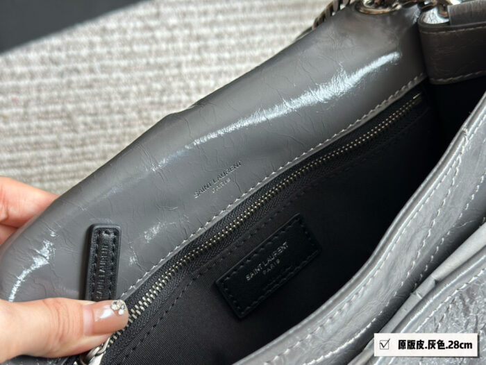 Yves Saint Laurent Niki Imported Cowhide Soft Texture Upgraded Edition Shoulder Bag - Image 9
