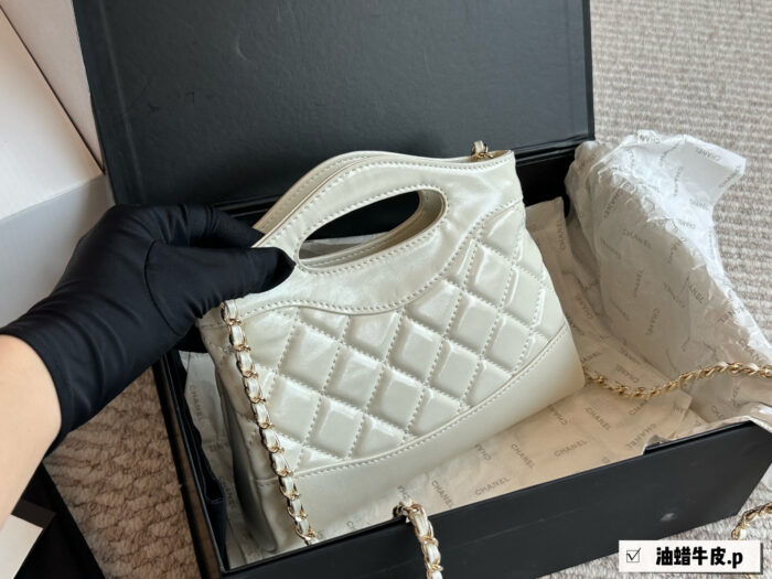 Chanel 31 Bag Nano Waxed Leather Diamond Quilted Chain Bag: Durable And Roomy. - Image 7