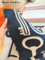 Hermès Key Pattern Cashmere Scarf Winter'S High Value-For-Money Choice - Image 6