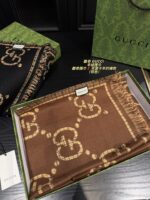 Gucci Double-Sided Pure Cashmere Scarf - Image 2