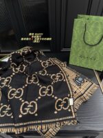 Gucci Double-Sided Pure Cashmere Scarf - Image 8