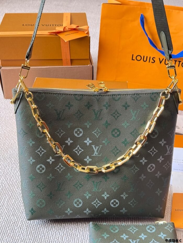 Louis Vuitton Coussin Multi-Compartment Sweet-Edgy Shoulder Bag - Image 2