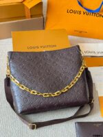 Louis Vuitton Coussin Multi-Compartment Sweet-Edgy Shoulder Bag - Image 11