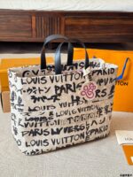 Louis Vuitton Shopper Tote - Large-Capacity Leather Bag With Multiple Carrying Options - Image 7