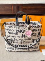 Louis Vuitton Shopper Tote - Large-Capacity Leather Bag With Multiple Carrying Options - Image 11